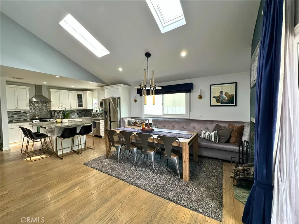 5785 Bertrand Avenue, Encino, California 91316 home-pic-15